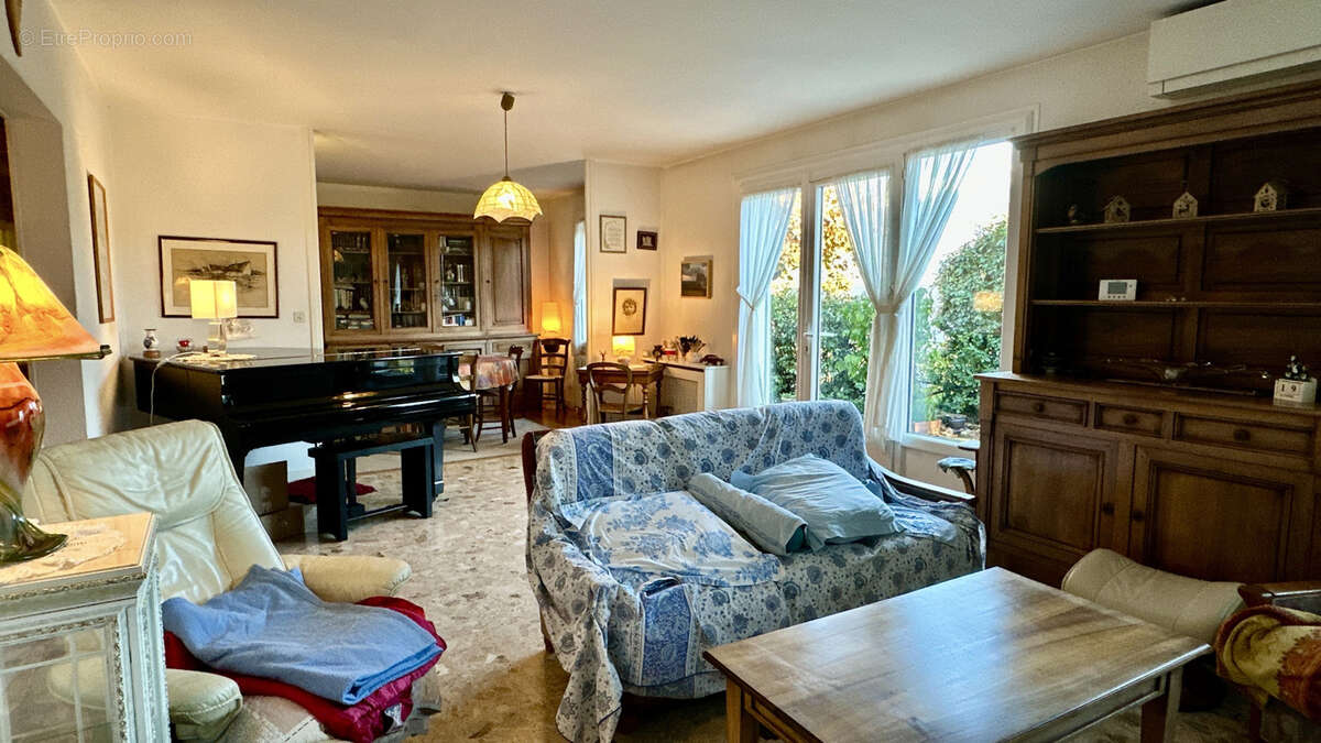 Maison à MONTBONNOT-SAINT-MARTIN