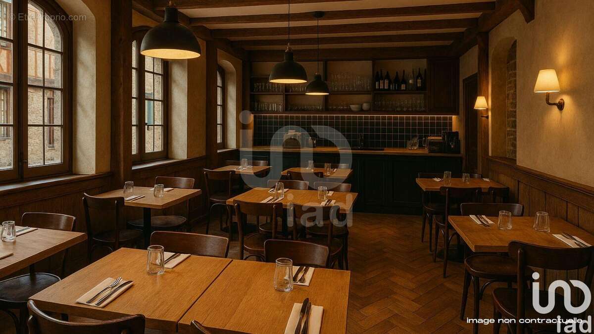 Photo 2 - Commerce à VITRE