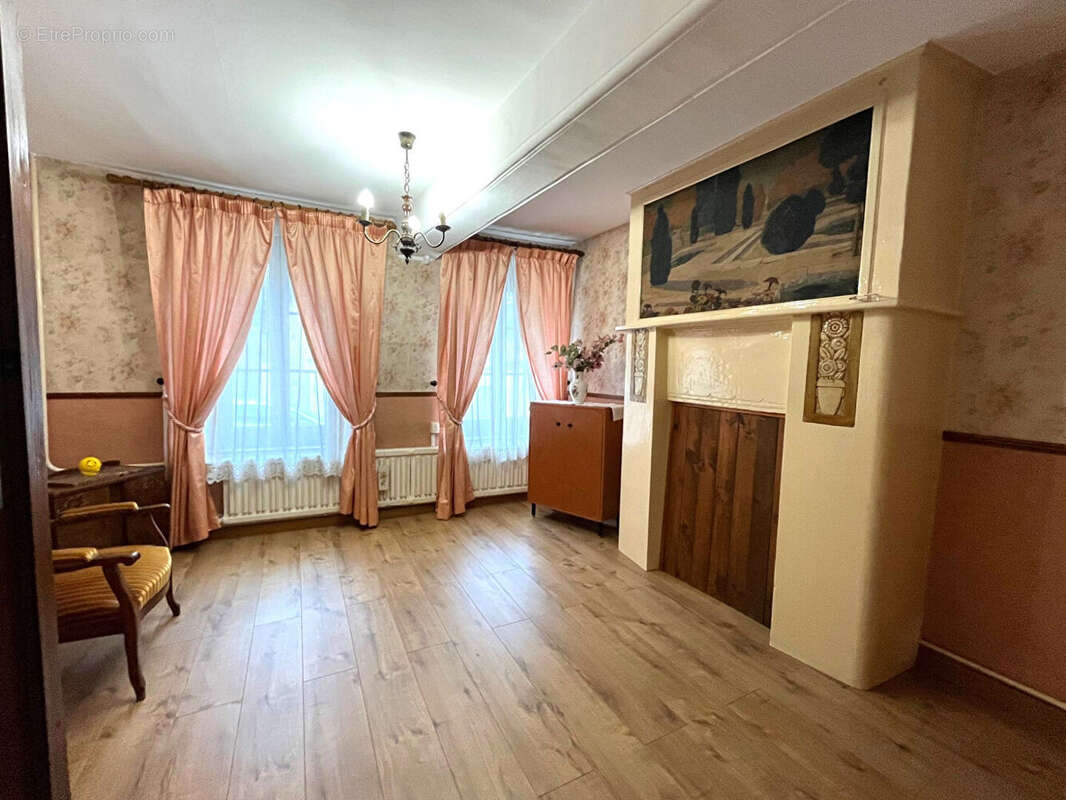 Maison à NEUILLY-EN-THELLE