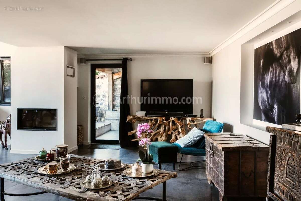 Vente Maison (63270) 718 000ï¿œ - photo 7