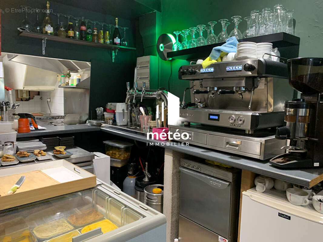 Commerce à LES SABLES-D&#039;OLONNE