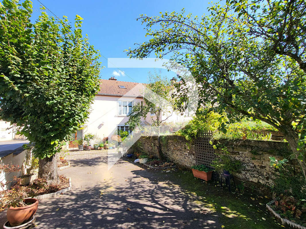 Maison  7 pièce(s) CHAMPSEVRAINE - photo 4