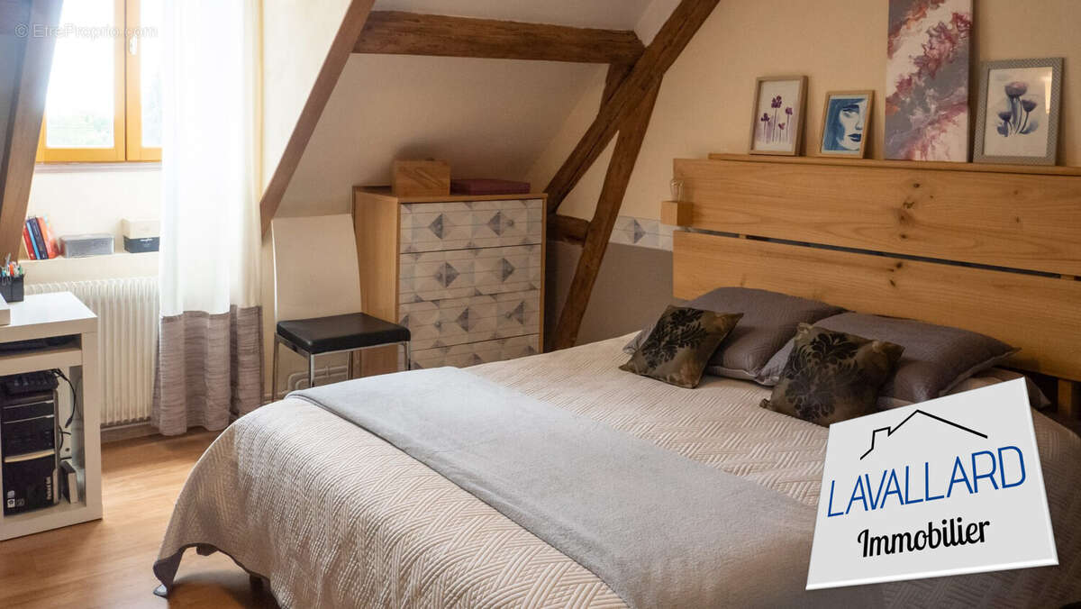 Maison à VILLERS-BRETONNEUX