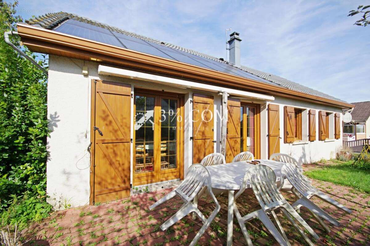 Maison à VIGNACOURT