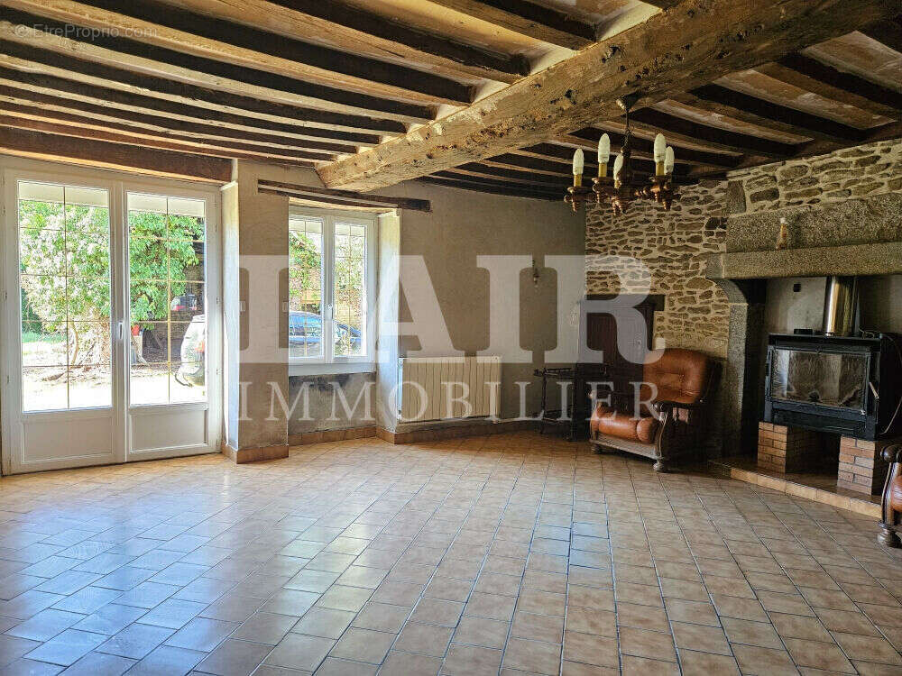 Maison à SAINT-PIERRE-DES-NIDS