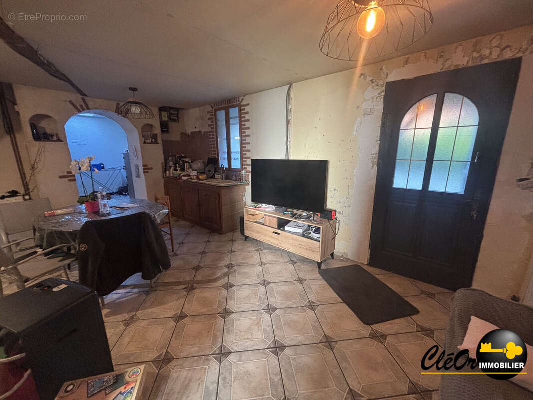 Maison à FRONTENARD