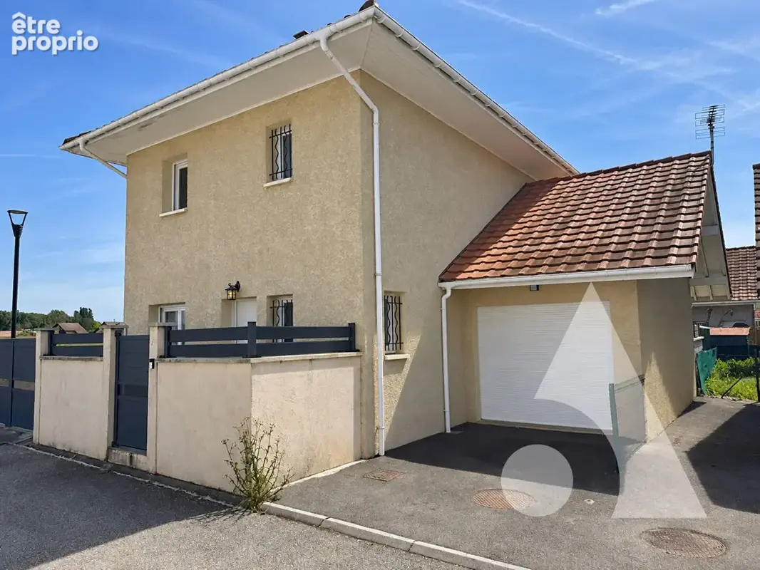 Maison à DOUVAINE