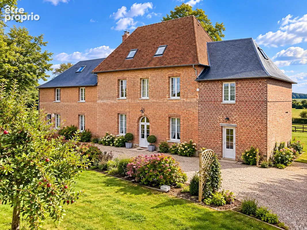 Maison PROCHE La Feuillie 10 pièce(s) 300 m2 - photo 1