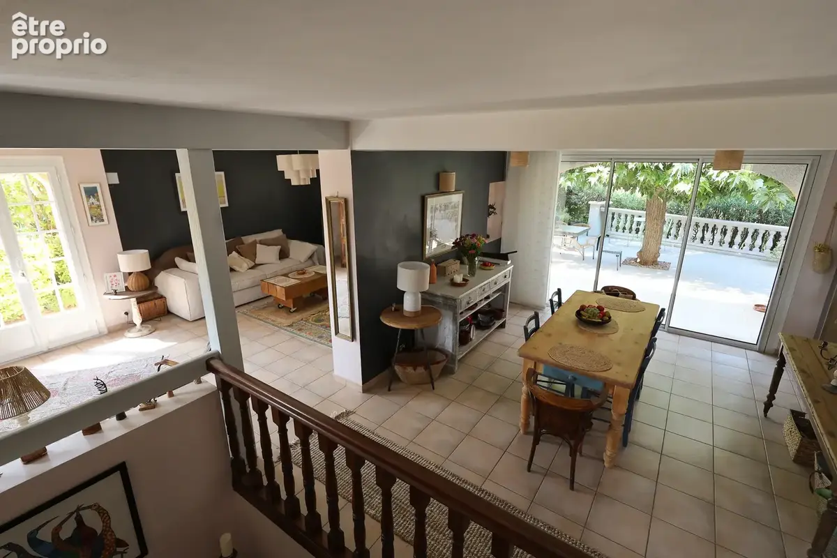 Villa d'exception de 146 m2 avec piscine, sous-sol de 105 m2 et terrain de 1780 m2 sans vis-a-vis - photo 20