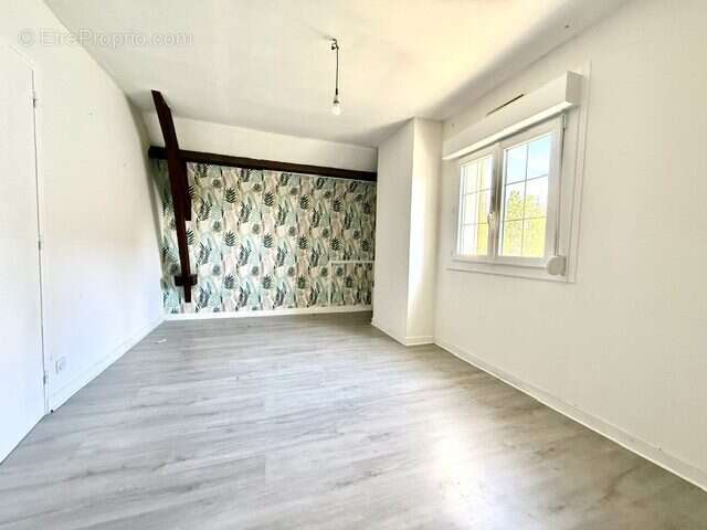 Maison 132 m² à Soissons  - photo 4