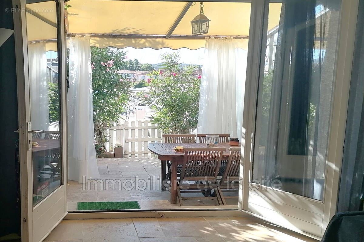 Appartement à GRIMAUD