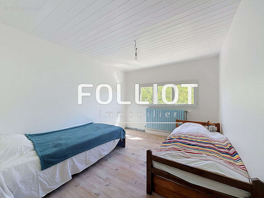 A Vendre Maison avec autonomie de plain pied à Saint-Georges de la Rivière ,entre Barneville-Carteret et Port-bail -sur-mer - photo 10