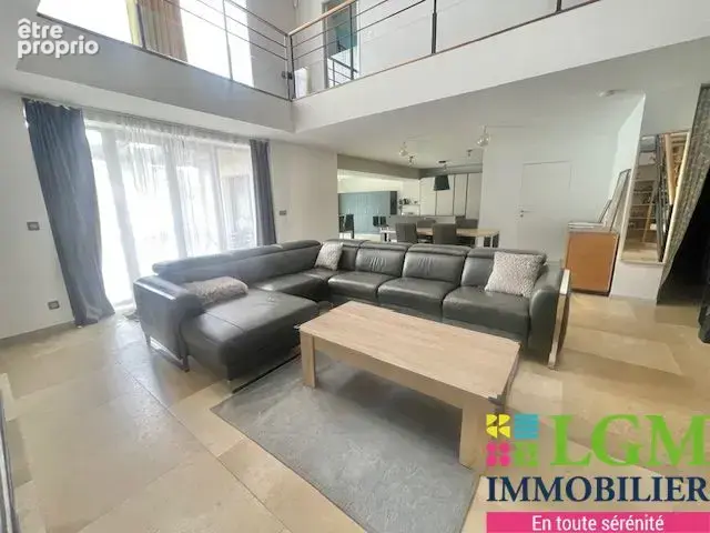 Maison de ville – 230 m² – 4 suites – Terrain 520 m² - photo 6