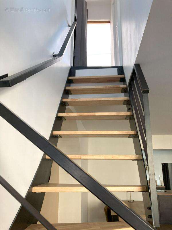 Appartement à LENTILLY