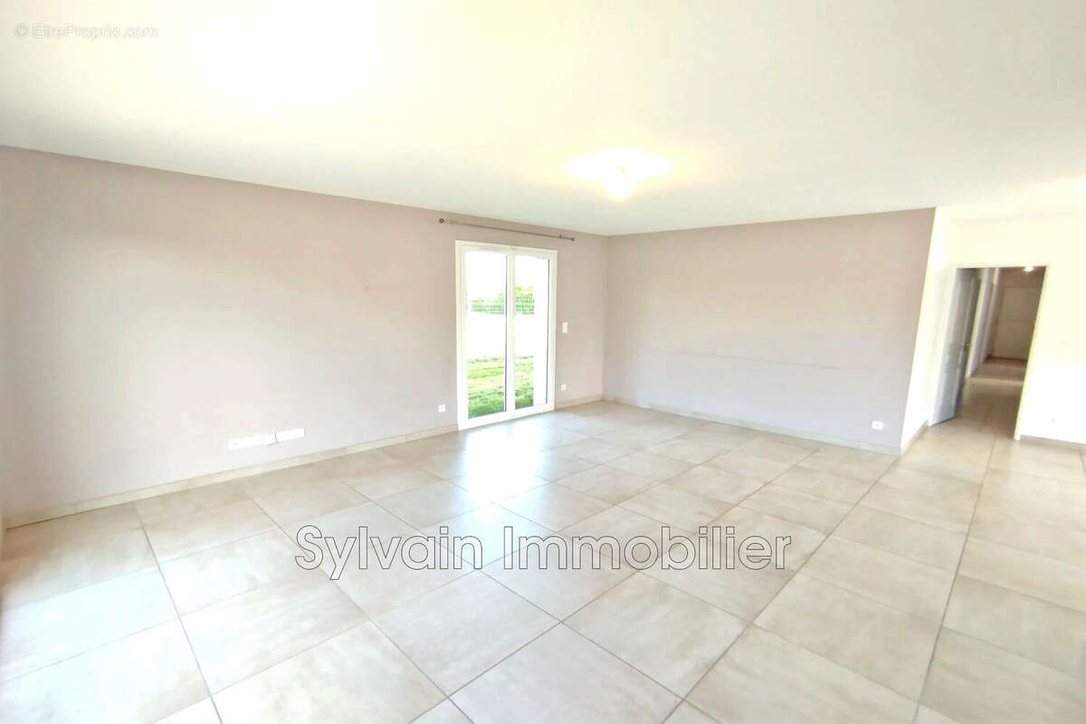 Maison à FORGES-LES-EAUX