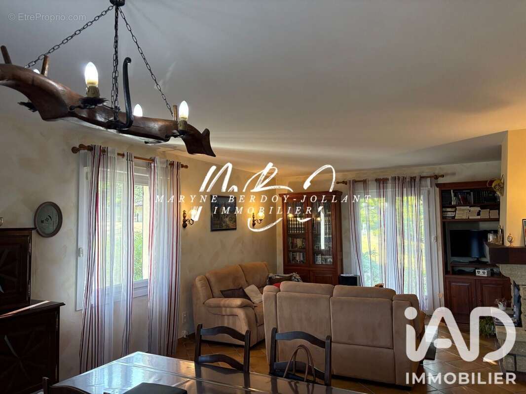 Maison 110 m² à Moirax  - photo 3