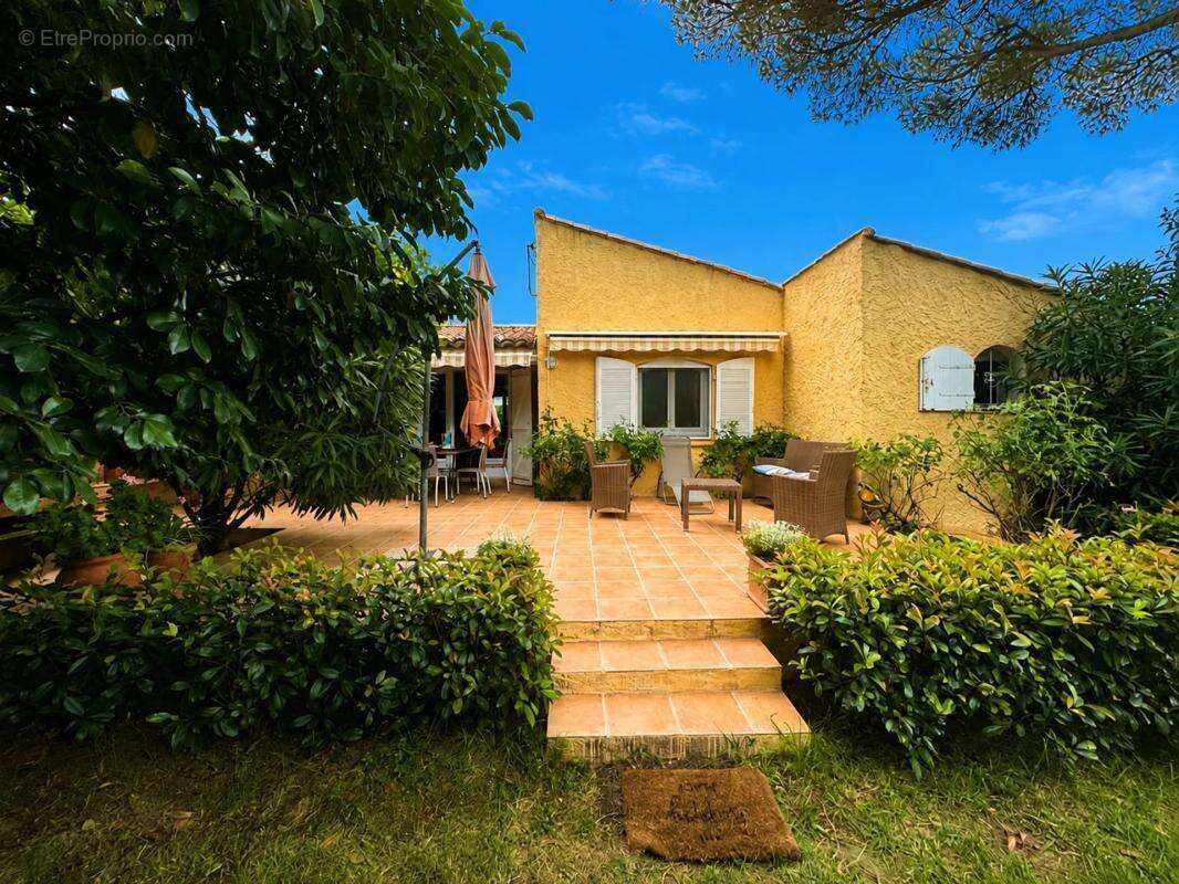 Maison à GRIMAUD