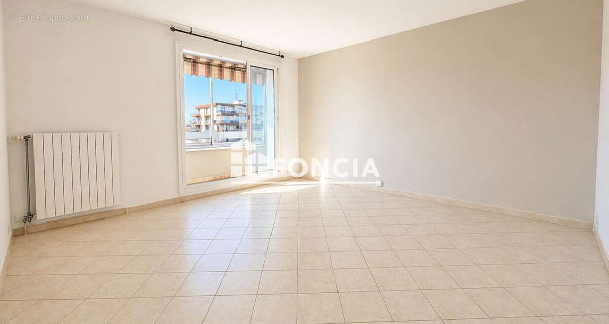 Appartement à FREJUS