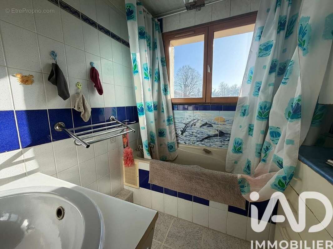 Photo 9 - Appartement à MENNECY