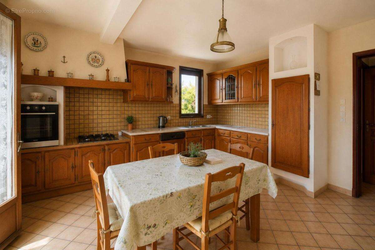 Maison sur les hauteurs - photo 7