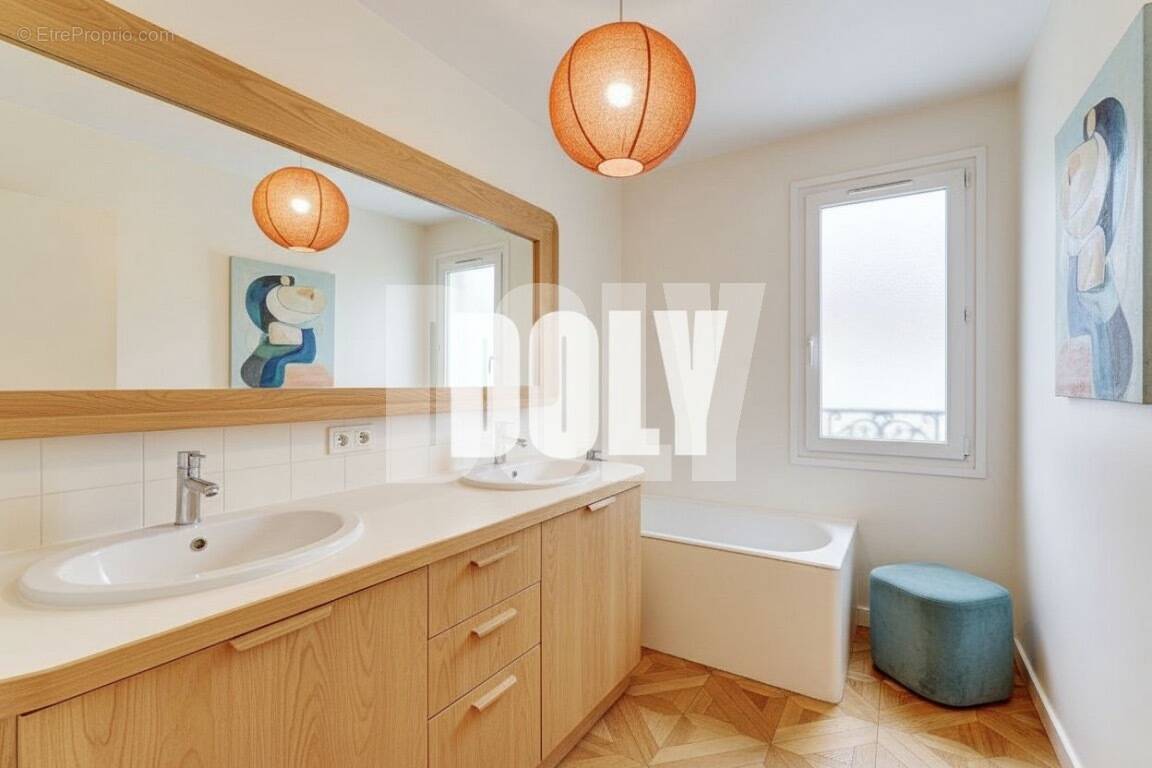 Appartement à RUEIL-MALMAISON