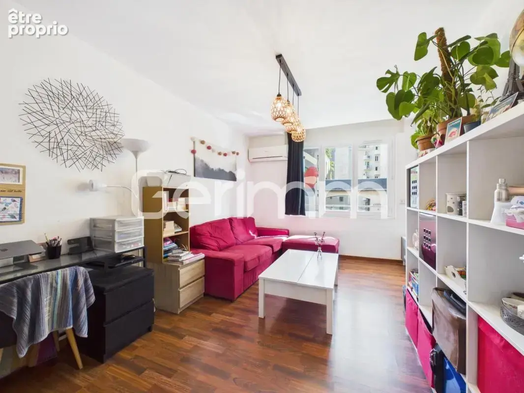 Vente - Appartement - 3 pièces + cuisine - 53,53 m² - 143 000 € - photo 3