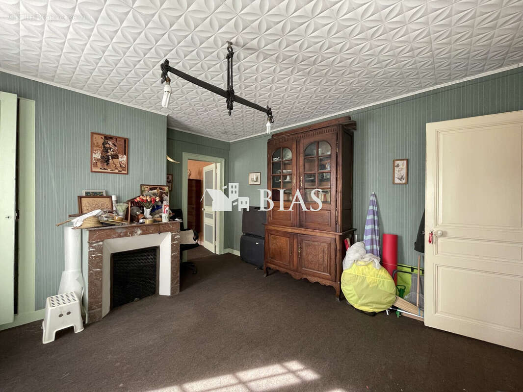 Maison à LE GROS-THEIL