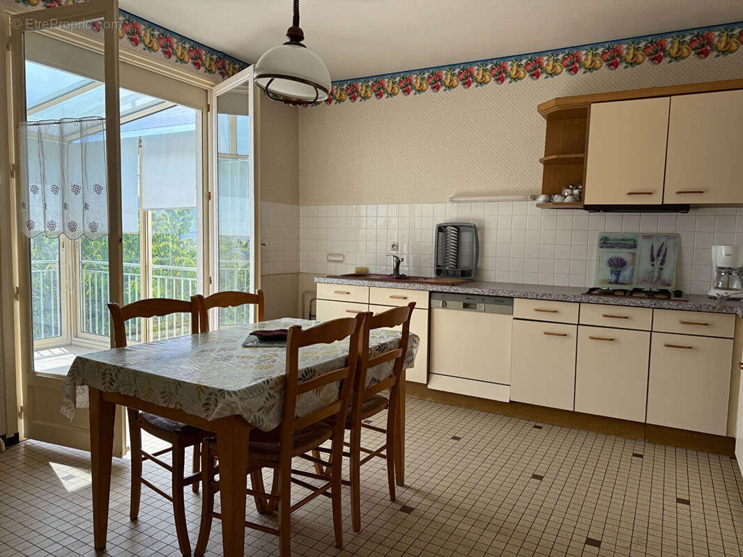 Saint Etienne La Varenne Maison familiale avec vue exceptionnelle ? Terrain 840 m² - photo 5
