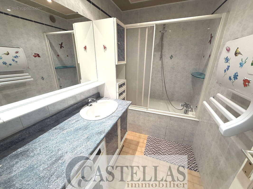 Appartement à CARNOUX-EN-PROVENCE