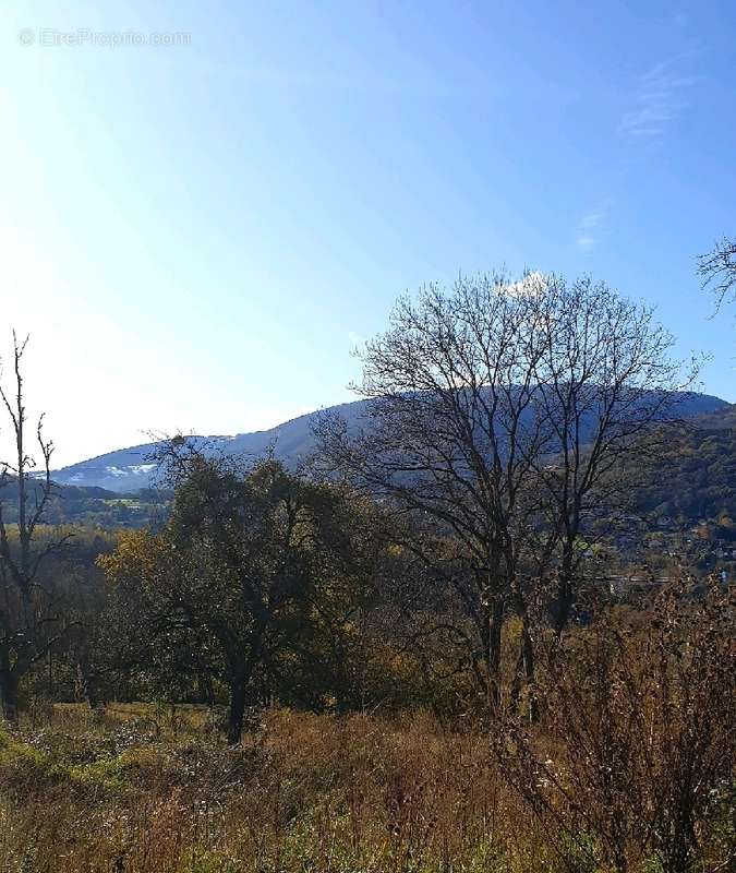 Terrain à VETRAZ-MONTHOUX