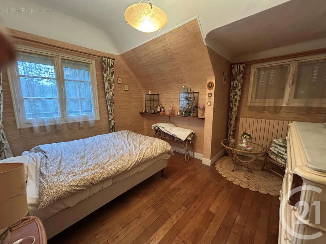 Maison à SAMOIS-SUR-SEINE