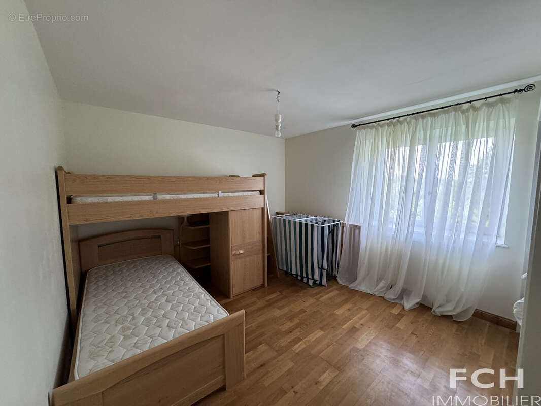 Maison en pierres avec grange et piscine - photo 13