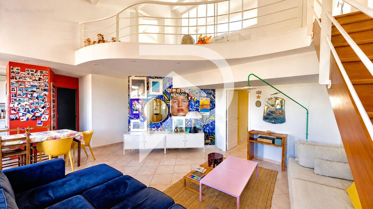 Appartement à MARSEILLE-7E