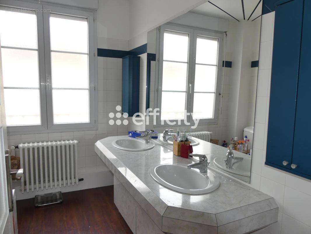 Maison 370 m² à Vitry-Le-Francois  - photo 13