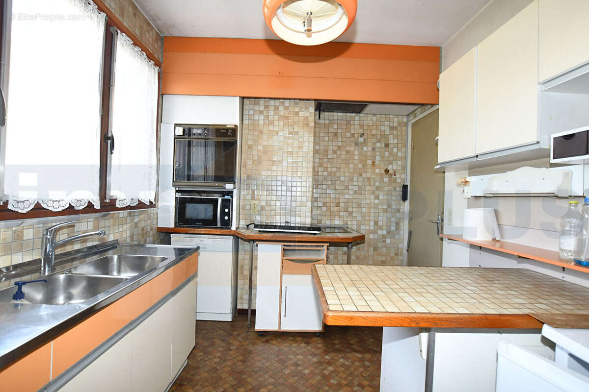 Maison à FONTENAY-LE-FLEURY