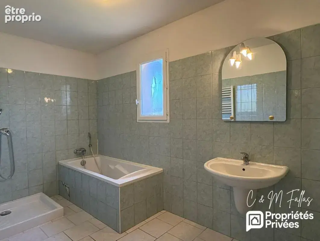 Maison familiale -3 chambres- garage 54 m² - TRAVAILLAN - photo 11