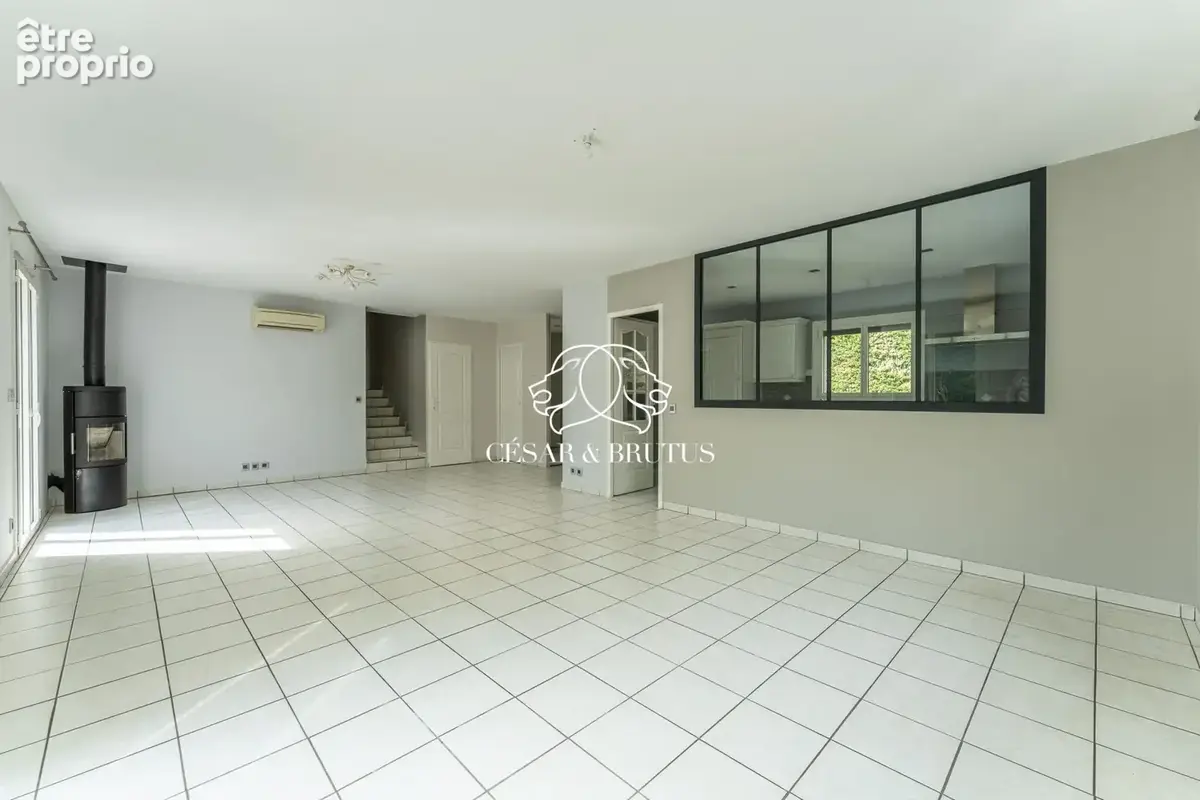 Maison 5 pièces 108 m² à vendre à Sainte-Foy-Les-Lyon (69110) - photo 8