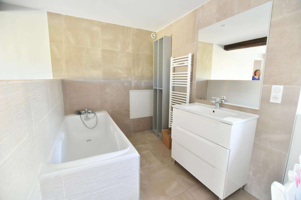 Maison à FRANCHEVILLE