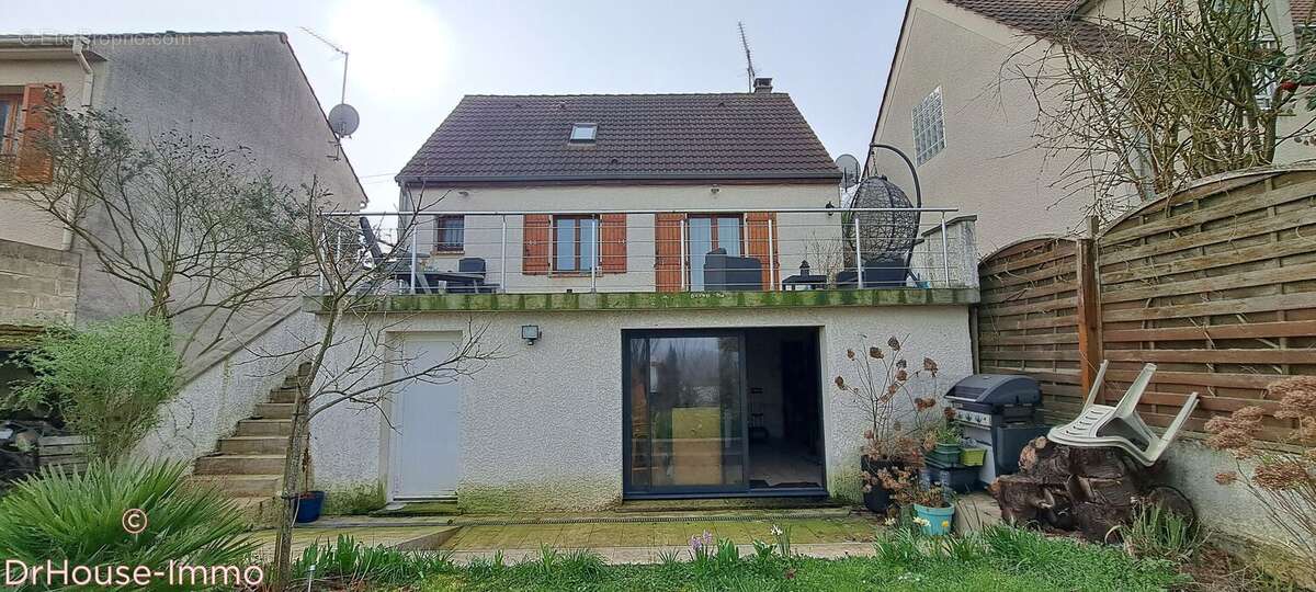 Maison à BEAUMONT-SUR-OISE