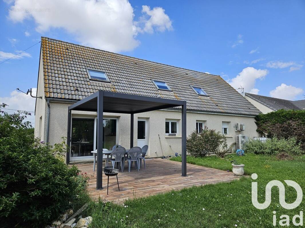 Photo 1 - Maison à TREMBLAY-LES-VILLAGES