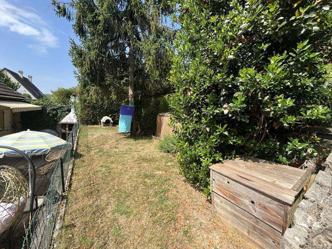 Maison familiale 5 pieces avec sous-sol total - guillerval (91) - photo 17