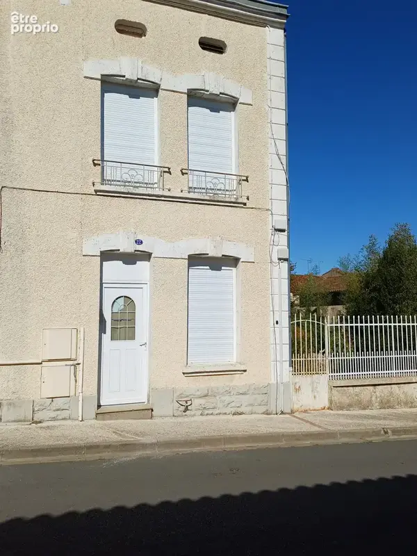 Photo Maison à Ruffec au prix de 96 300€
