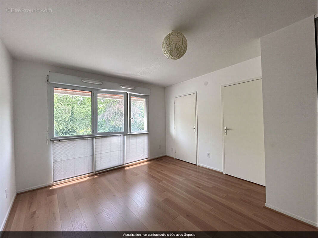 Studio lumineux de 21.70  m² avec vue sur le parc de Procé - photo 2