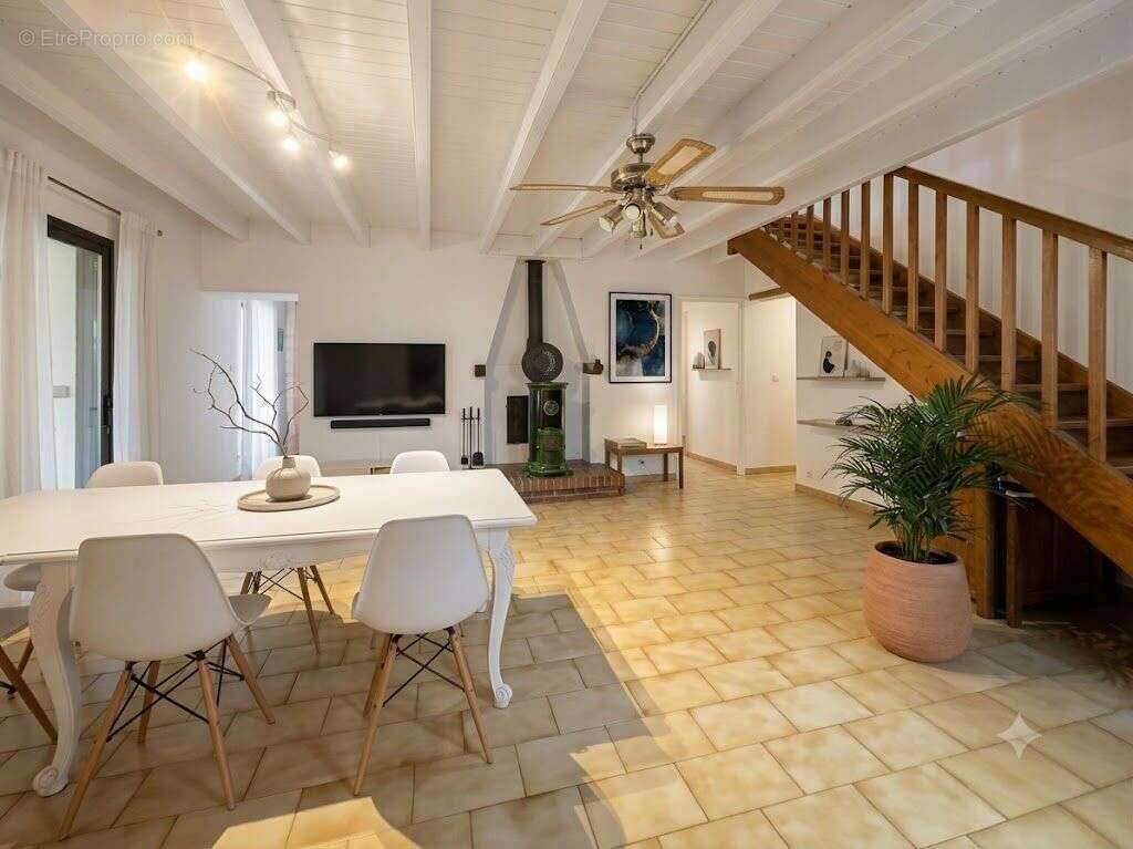 Maison à SAINT-DENIS-LA-CHEVASSE