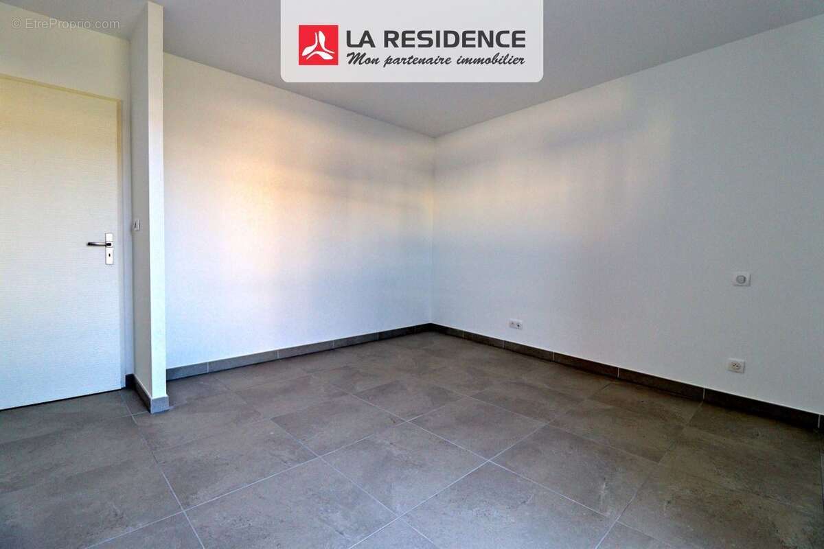 Appartement à CASTRIES