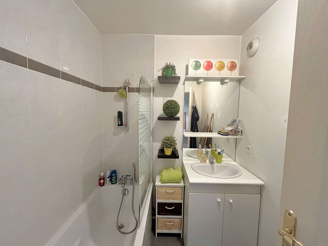 Appartement à BRIE-COMTE-ROBERT