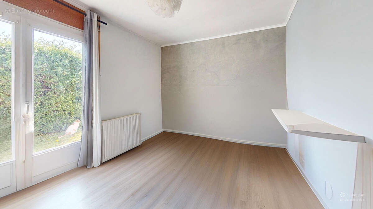 Maison à LESCURE-D'ALBIGEOIS