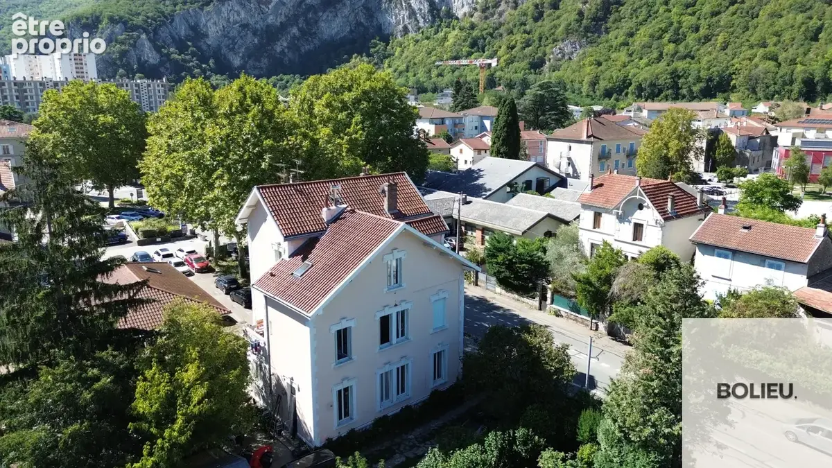 Appartement à SASSENAGE