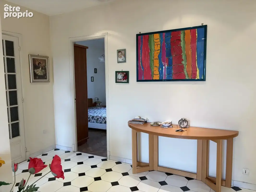 Place massena  2 pieces dernier etage ascenseur - photo 2