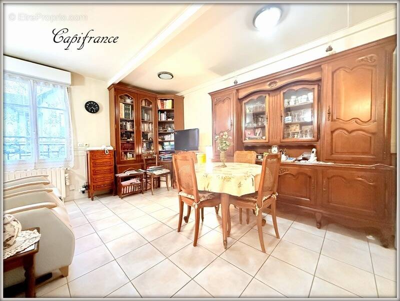 Maison à AULNAY-SOUS-BOIS